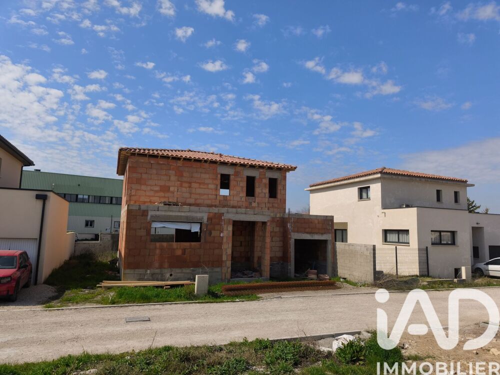 Vente Maison Vente Maison/villa 5 pièces Althen-des-paluds