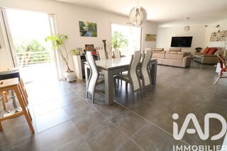  Maison à vendre 10 pièces 230 m²