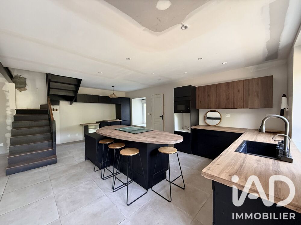 vente Maison - 6 pièce(s) - 111 m² Monteneuf (56380)