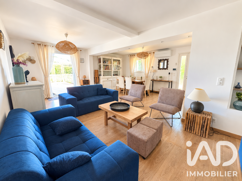 Vente Maison Vente Maison traditionnelle 7 pièces Castries
