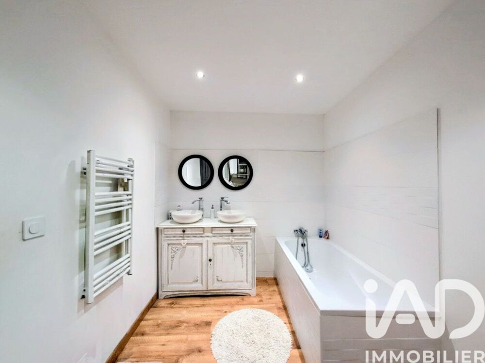� vendre  Maison La Roque-sur-Pernes (84210)