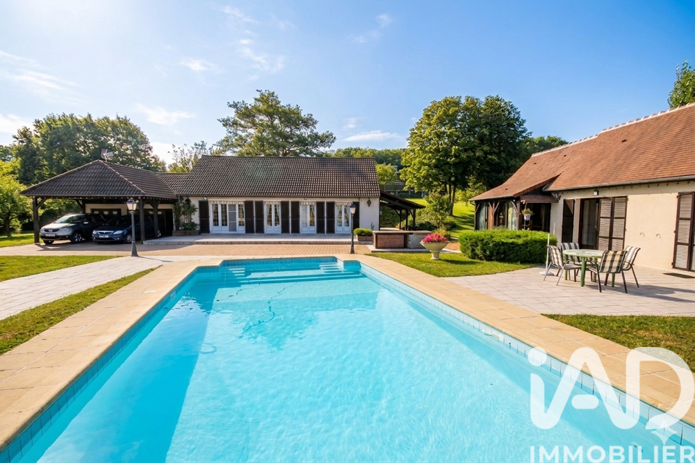 Maison 5 pièces 154 m² · à Saint-Firmin-des-Prés · 154 m² · 285 000 €