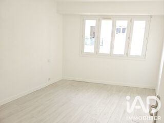  Appartement à louer 4 pièces 76 m²