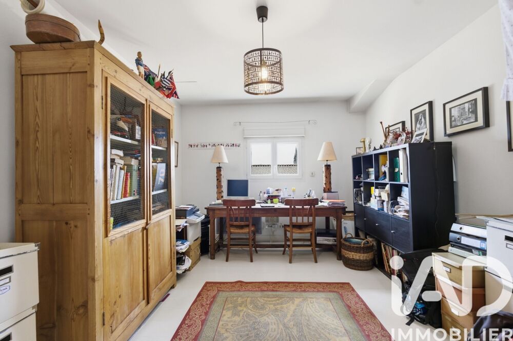 à vendre  Appartement Bordeaux (33300)
