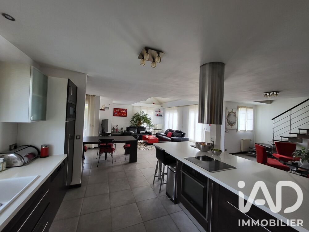 Vente Maison Vente Maison/villa 8 pièces Ozoir-la-ferrière
