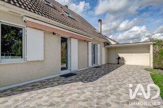 Vente Maison Vente Maison traditionnelle 6 pièces Claye-souilly