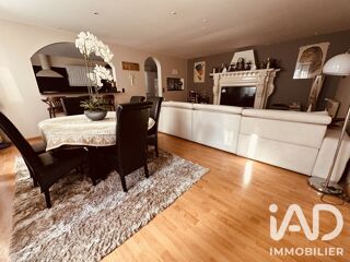  Maison à vendre 15 + pièces 368 m²