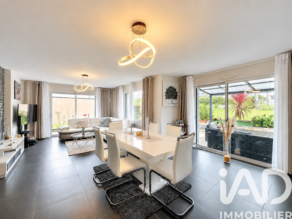 Vente Maison Vente Maison/villa 5 pièces Hénanbihen