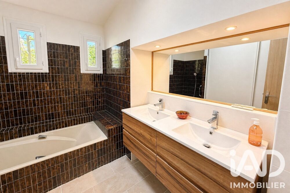 à vendre  Maison Nimes (30900)