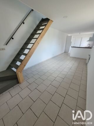  Maison à louer 2 pièces 60 m²