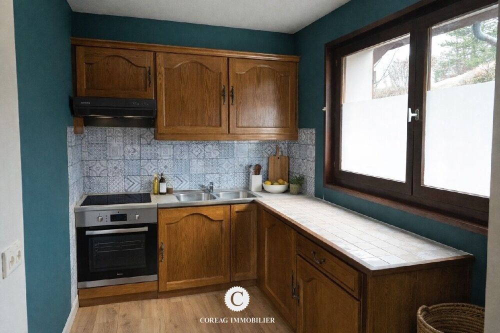 Appartement de type T2 de 39 m² situé au Rez de jardin a....