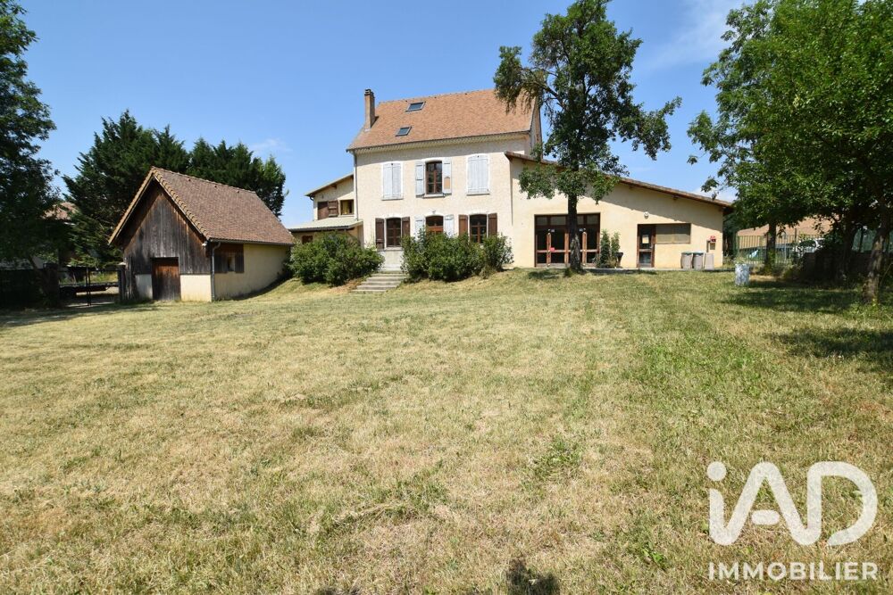 Maison 16 pièces 480 m² · à Châtel-en-Trièves · 480 m² · 450 000 €