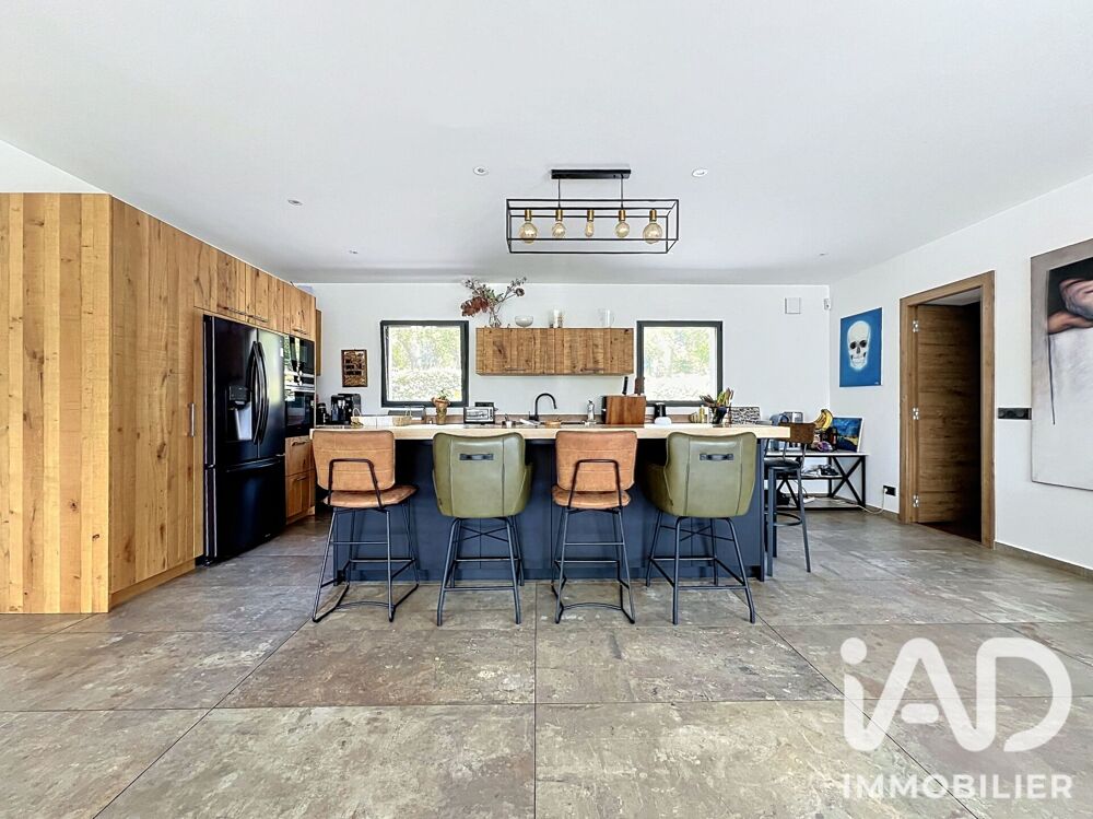 à vendre  Maison Roquebrune-sur-Argens (83520)