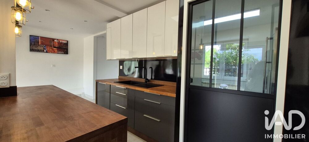 Vente Maison Vente Maison traditionnelle 7 pièces Ay-sur-moselle