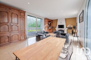  Maison � vendre 6 pi�ces 275 m�