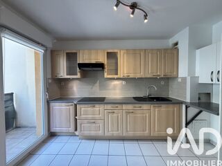  Appartement à louer 3 pièces 66 m²