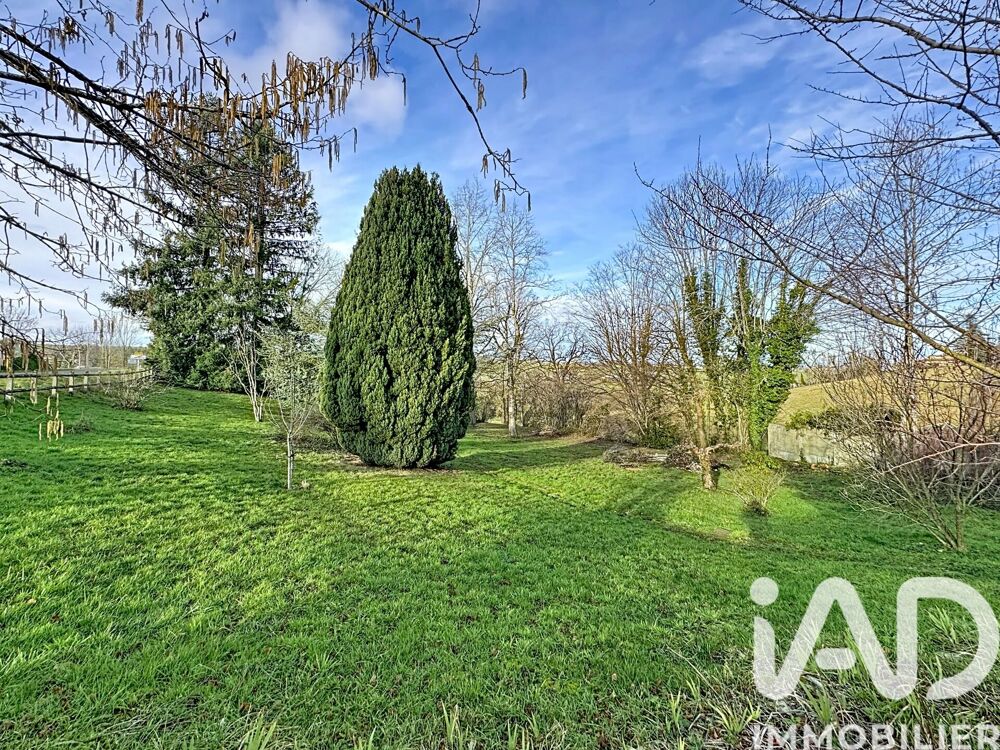 Vente Maison Vente Maison de village 8 pièces Tours-sur-meymont