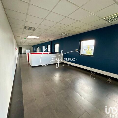   Location - 210 m² 