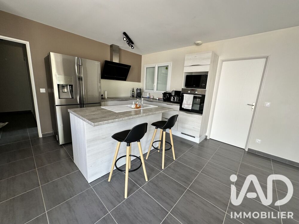 vente Maison - 5 pièce(s) - 89 m² Vouneuil-sous-Biard (86580)