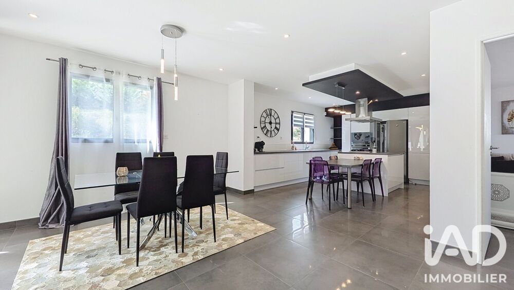 Vente Maison Vente Maison d'architecte 6 pièces Lempdes