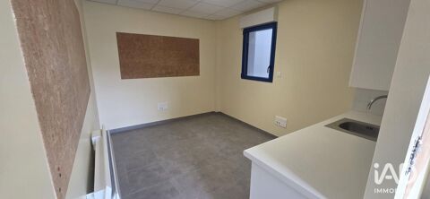   Location Local d'activités 165 m&sup2; 