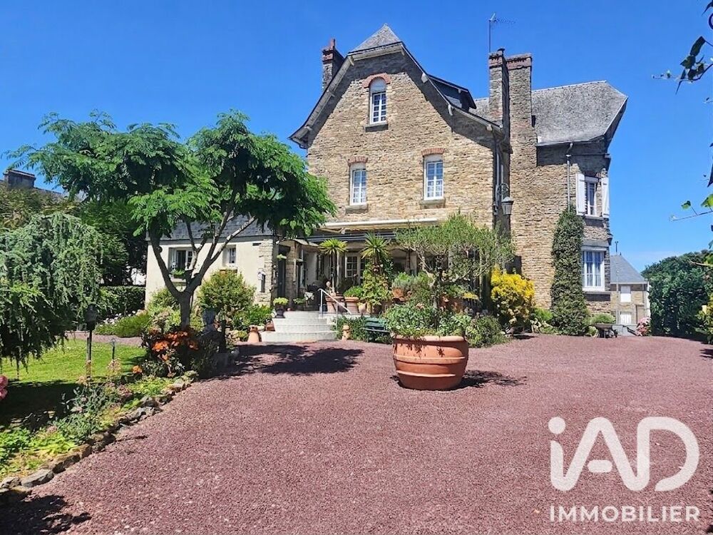 Maison 10 pièces 268 m² · à Merdrignac · 268 m² · 417 000 €