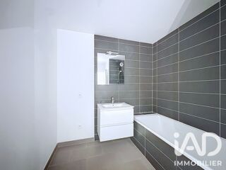  Appartement à louer 3 pièces 60 m²