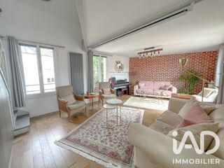  Appartement à louer 6 pièces 125 m²