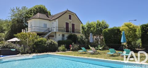   Vente Maison/villa 9 pièces Maison - 9 pièce(s) - 218 m²
