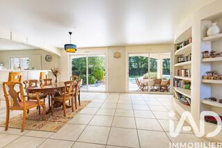  Maison à vendre 8 pièces 230 m²