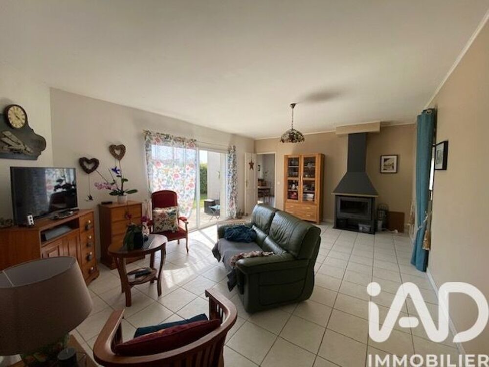 Vente Maison Vente Maison/villa 7 pièces Champagné-les-marais