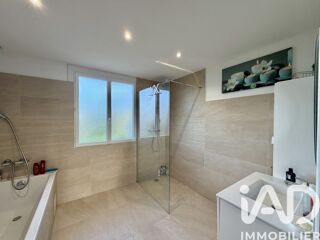  Maison à vendre 8 pièces 195 m²