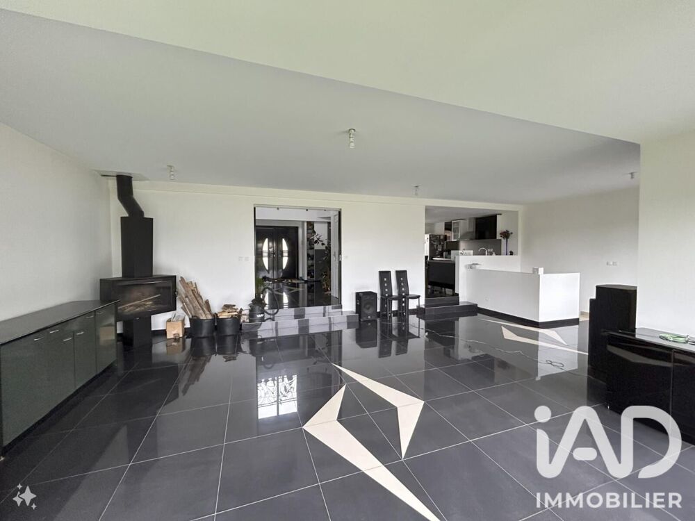 Vente Maison Vente Maison/villa 7 pièces Pontault-combault
