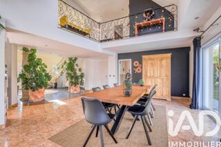  Maison à vendre 8 pièces 375 m²
