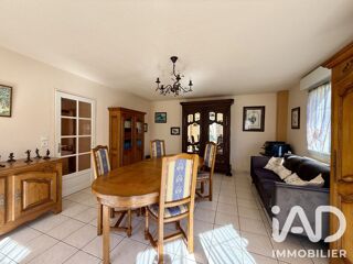  Maison à vendre 8 pièces 215 m²