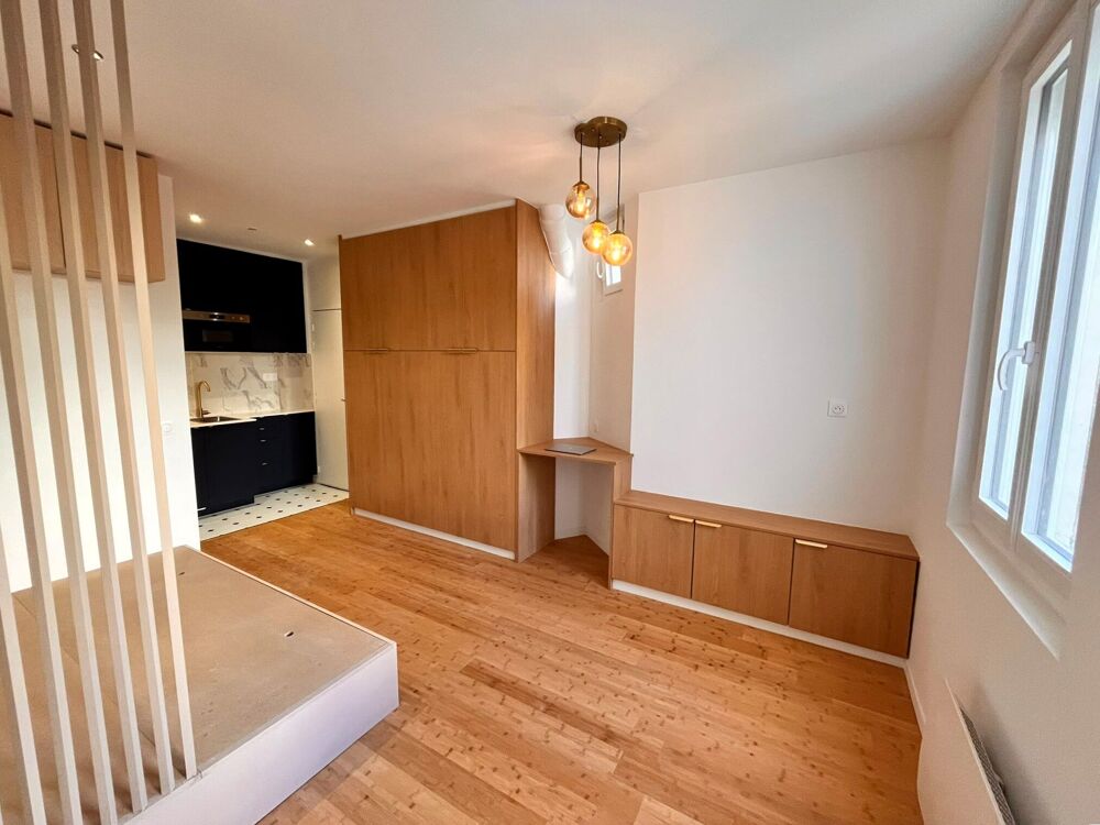 Vente Appartement Studio rénové - Faubourg de l'Arche Courbevoie
