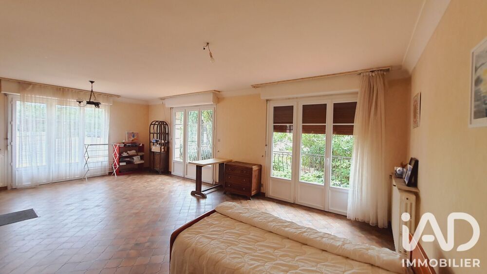 Vente Maison Vente Maison de village 7 pièces Bazouges-la-pérouse