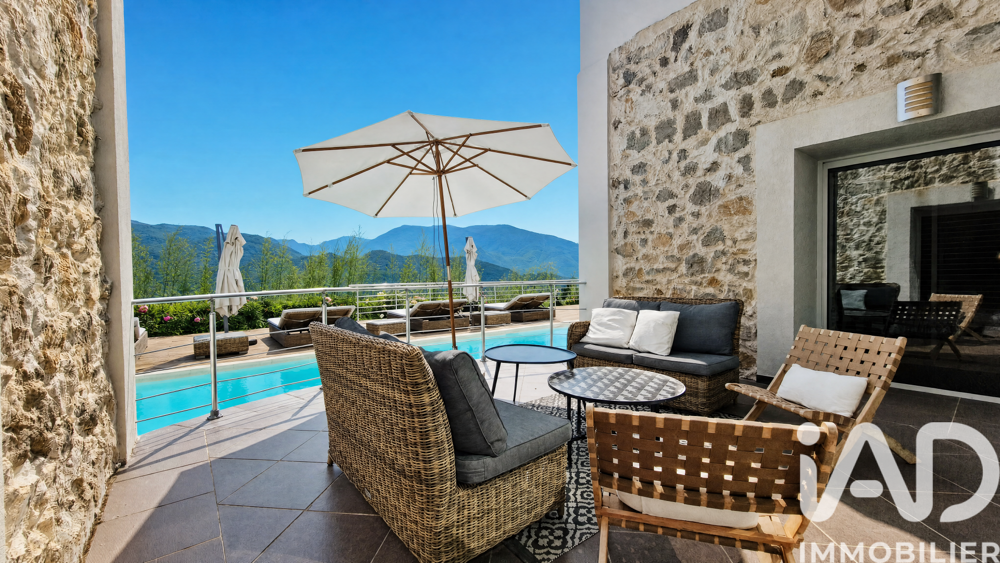 à vendre  Maison Gilette (06830)