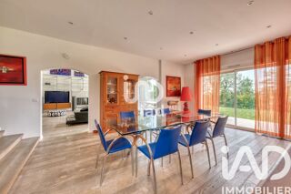 Maison à vendre 8 pièces 275 m²