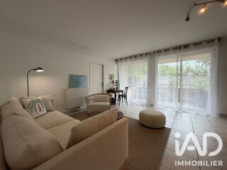  Appartement à louer 4 pièces 90 m²