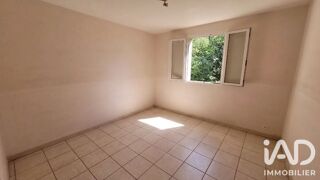  Appartement à louer 2 pièces 80 m²