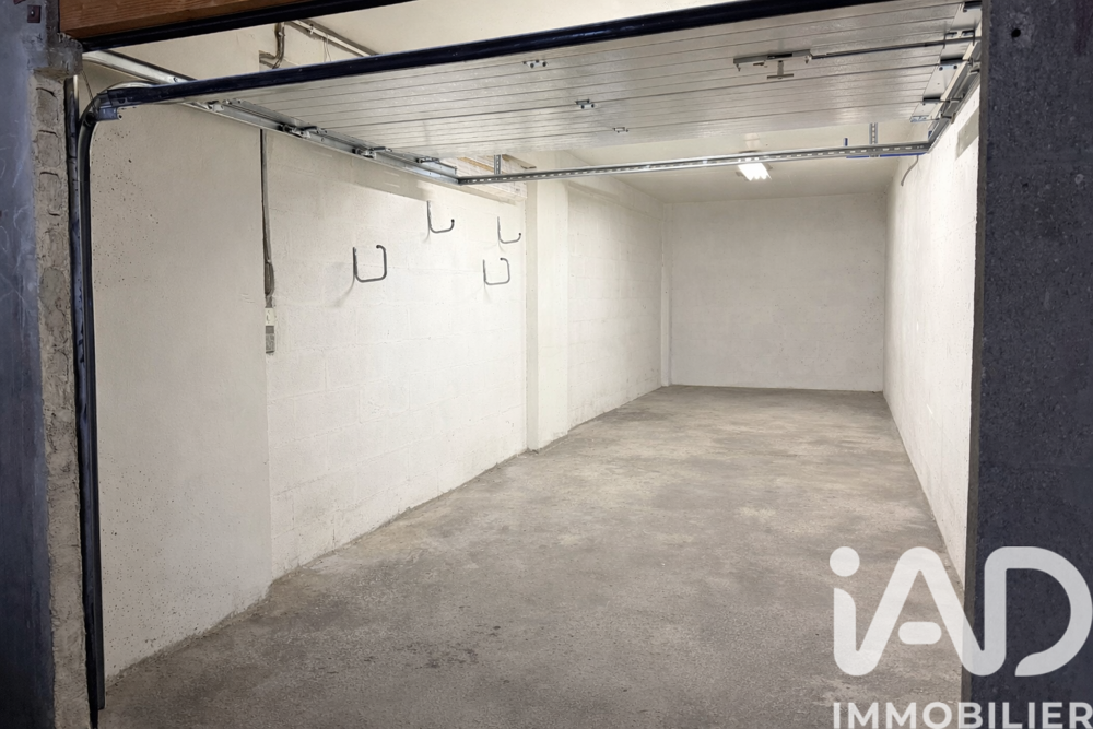 Vente Parking/Garage Vente Parking 26 m&sup2; Paris 11