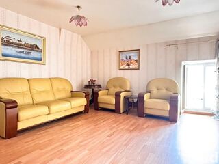  Appartement à vendre 6 pièces 133 m²