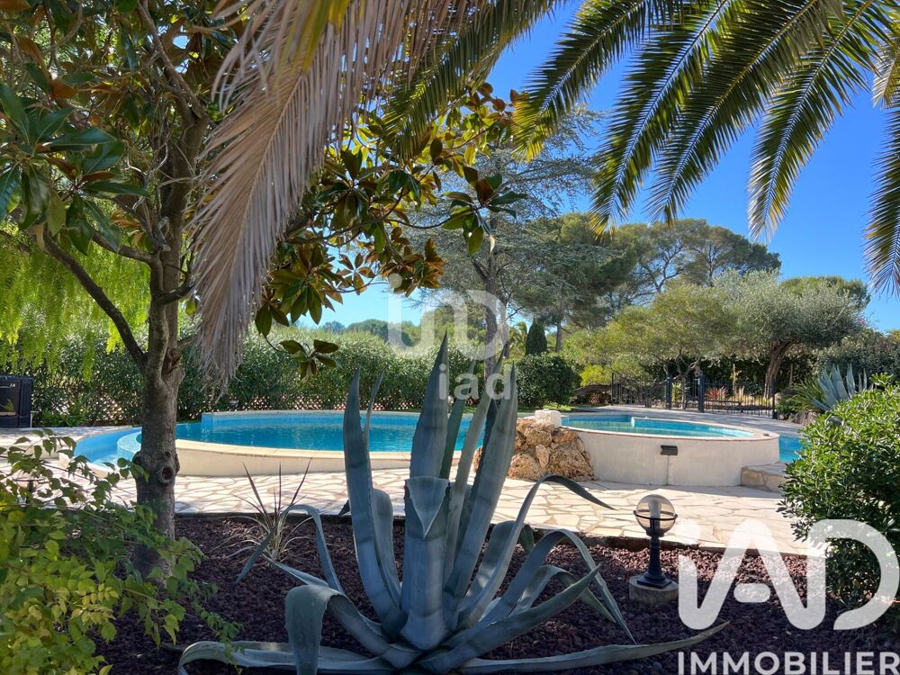 à vendre  Appartement Saint-Raphaël (83700)