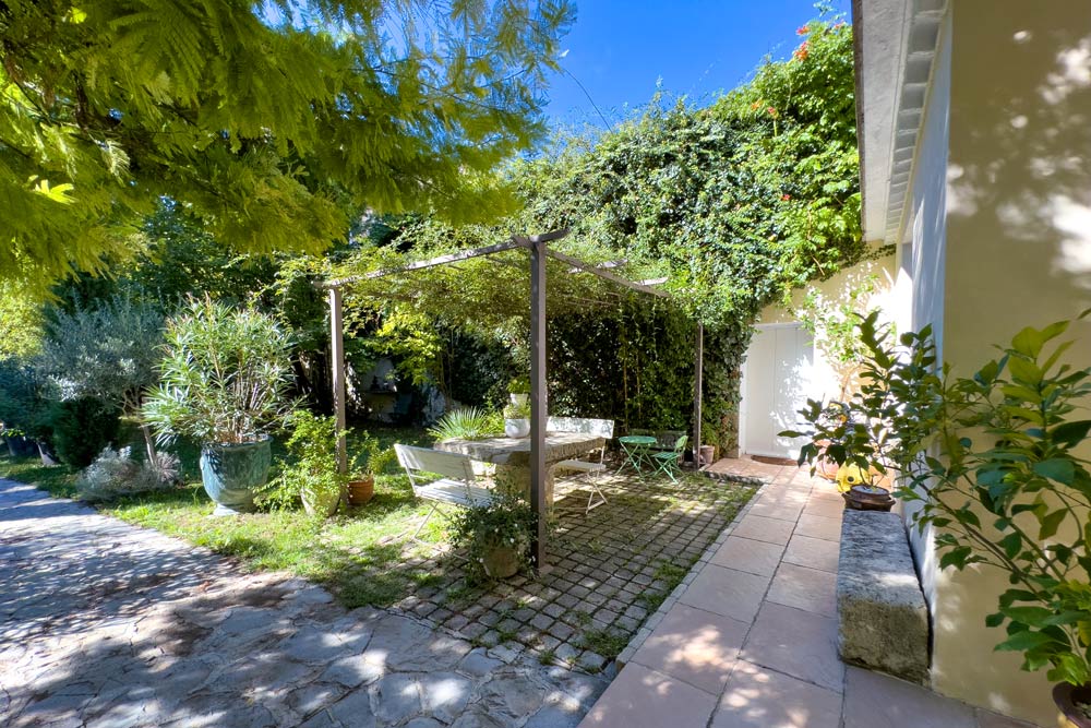 � vendre  Maison Vaison-la-Romaine (84110)