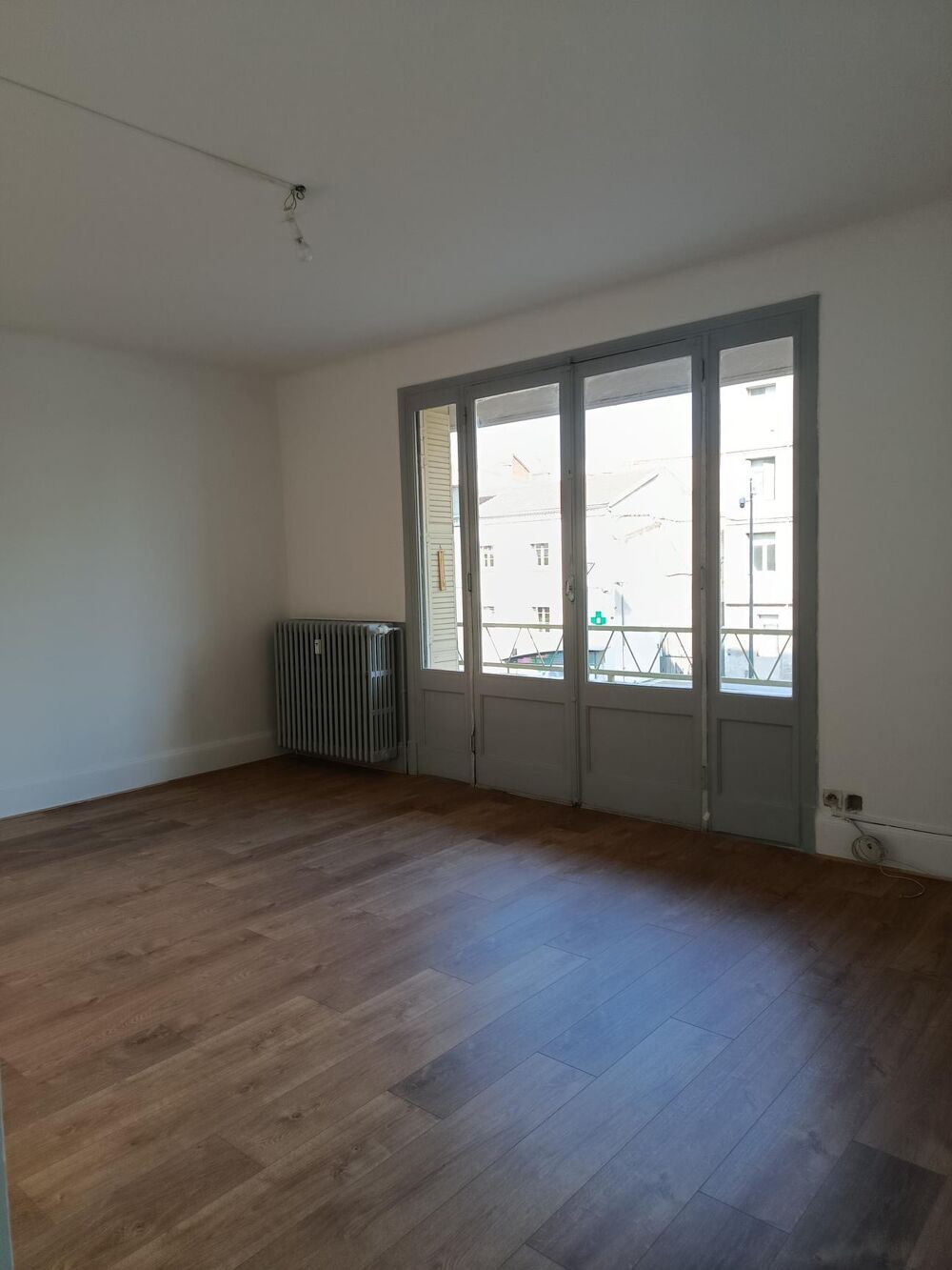 ST CHAMOND, 26 bld Delay, T3 de 64m² 1er