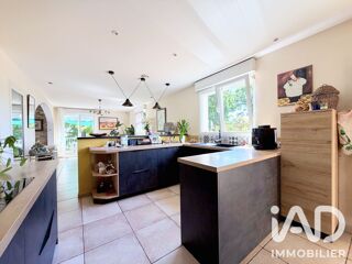  Maison à vendre 7 pièces 201 m²