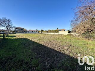  Terrain à vendre 561 m²