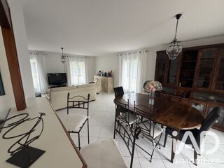  Maison à vendre 8 pièces 233 m²