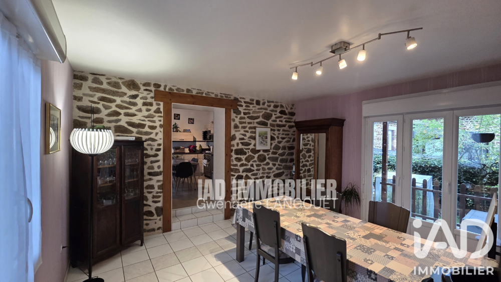 Vente Maison Vente Maison de ville 6 pièces Fougères